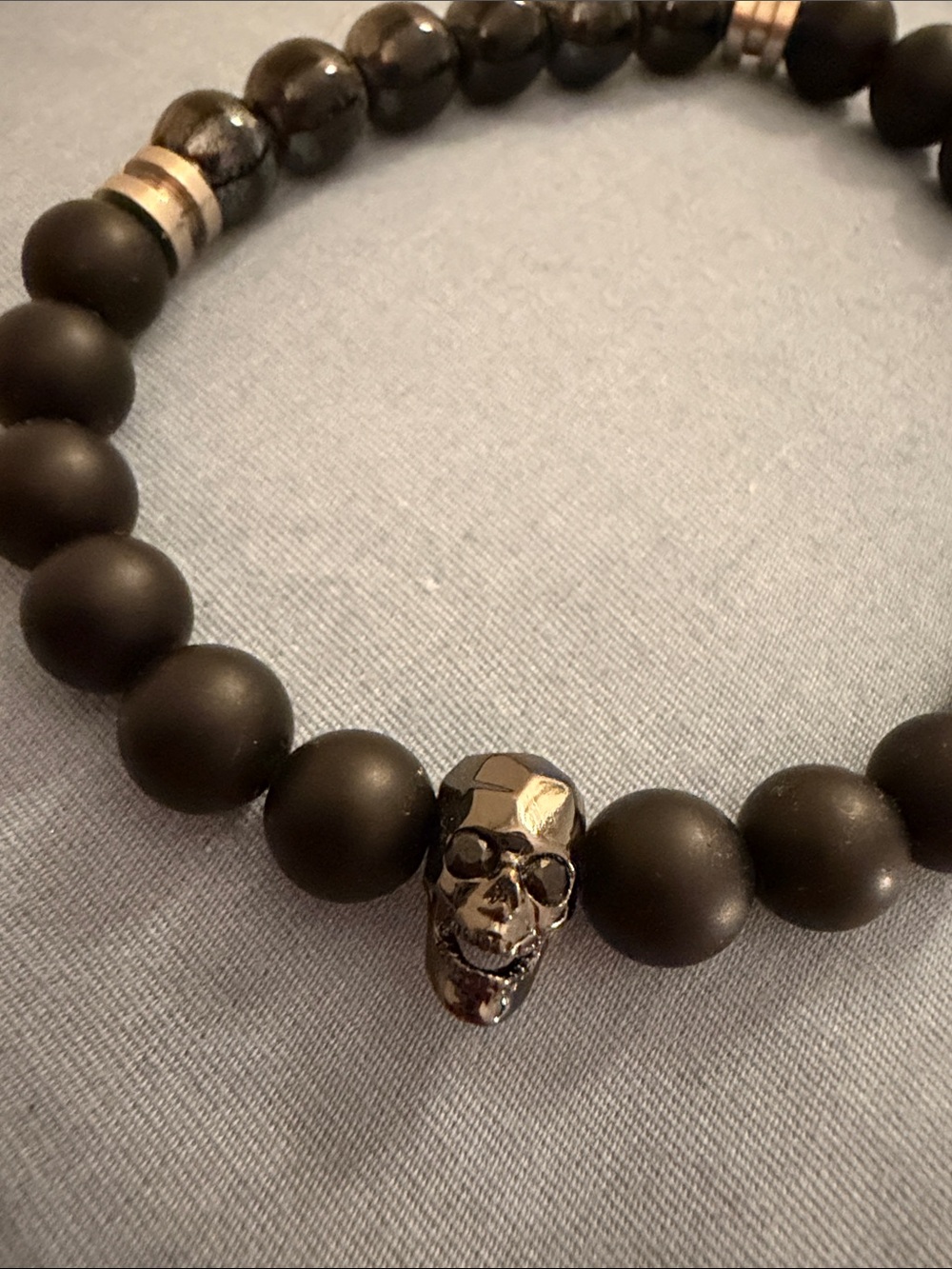 Matte Black Crystal Skull Strüng Bracelet